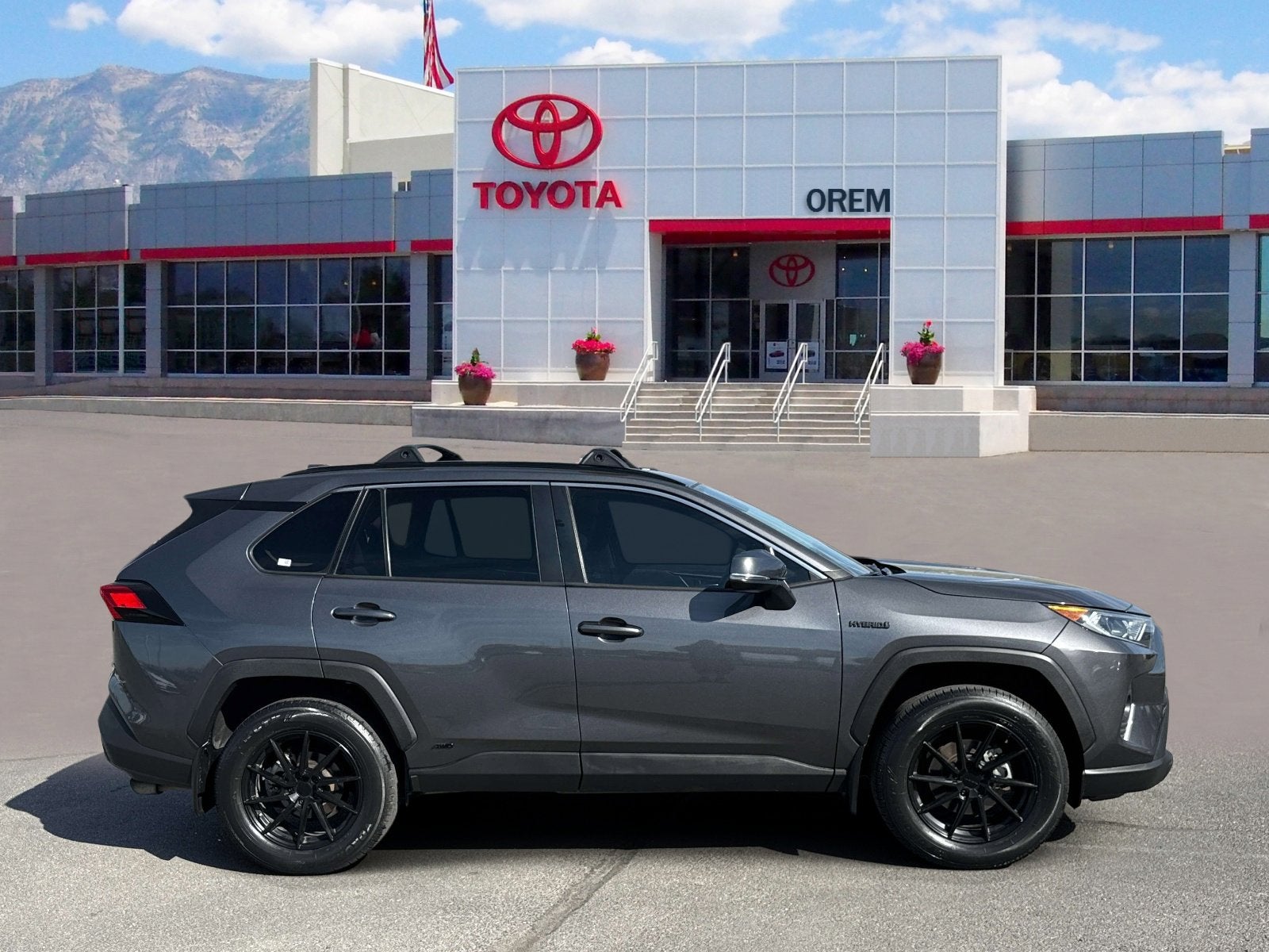 2021 Toyota RAV4 HYBRID Hybrid XLE