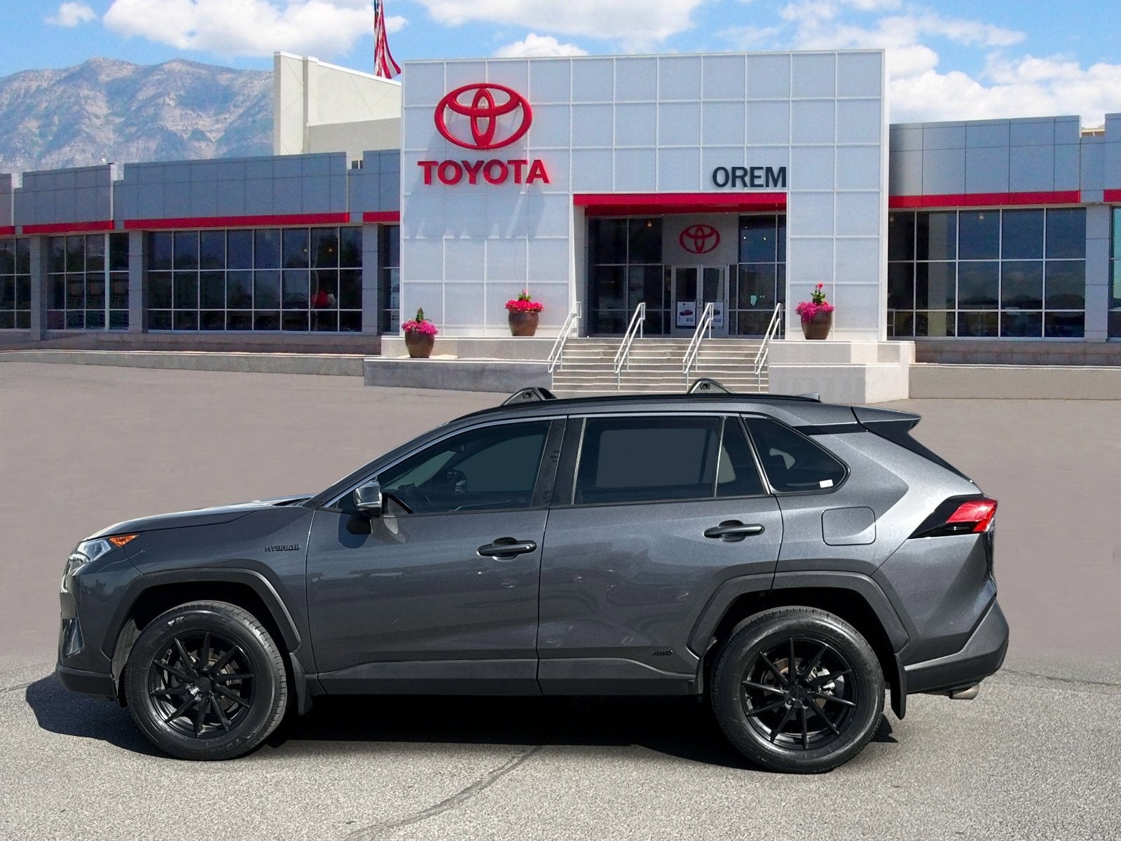 2021 Toyota RAV4 HYBRID Hybrid XLE