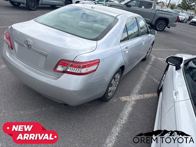 2011 Toyota CAMRY LE