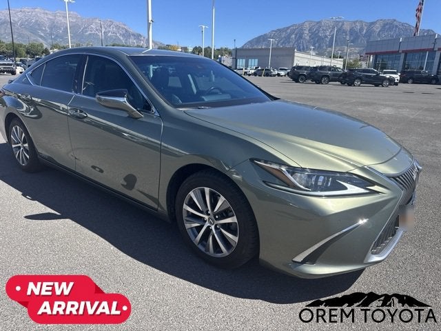 2020 Lexus ES ES 300h