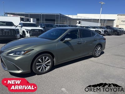 2020 Lexus ES ES 300h