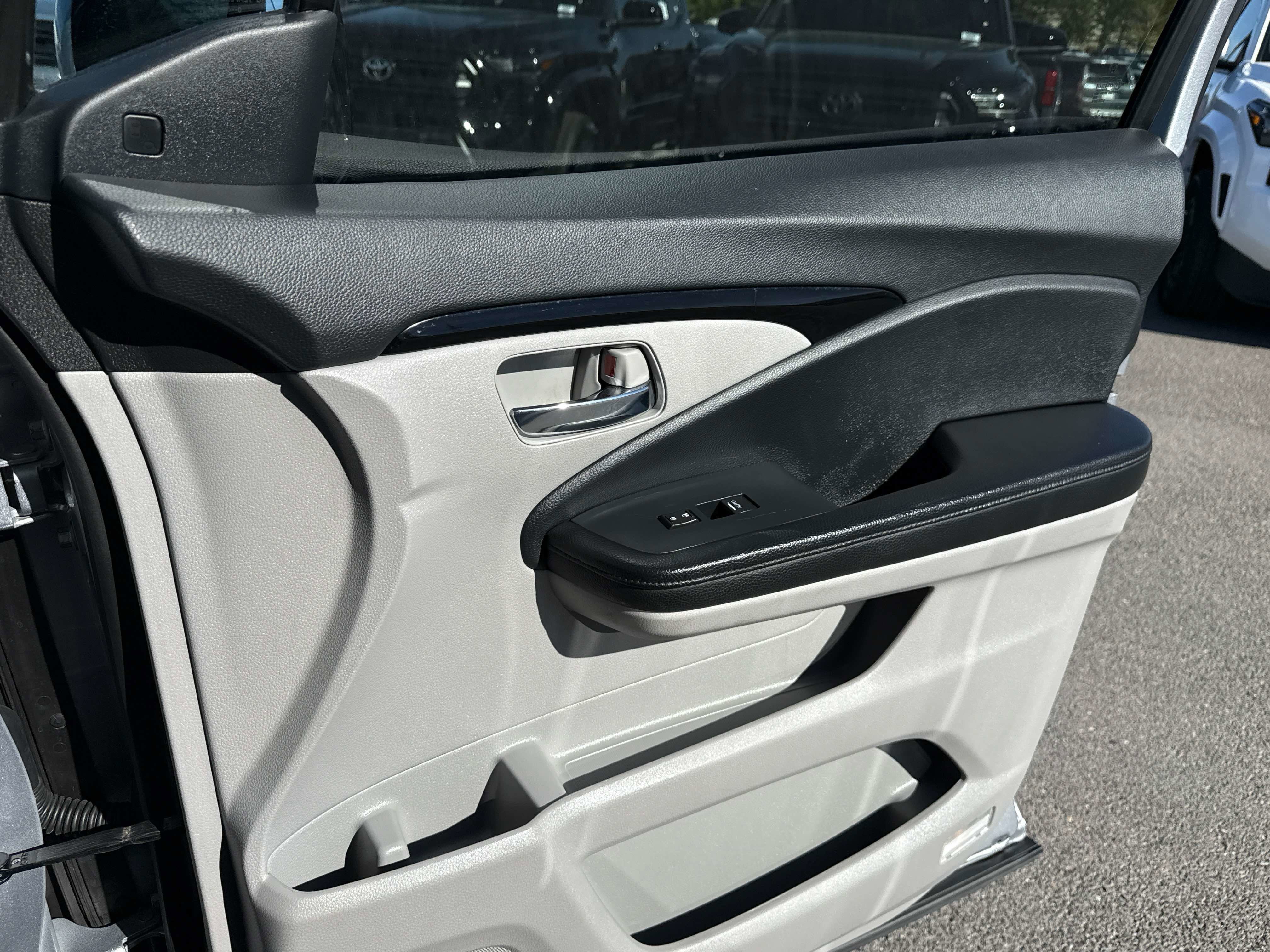 2021 Honda Pilot Touring 7-Passenger