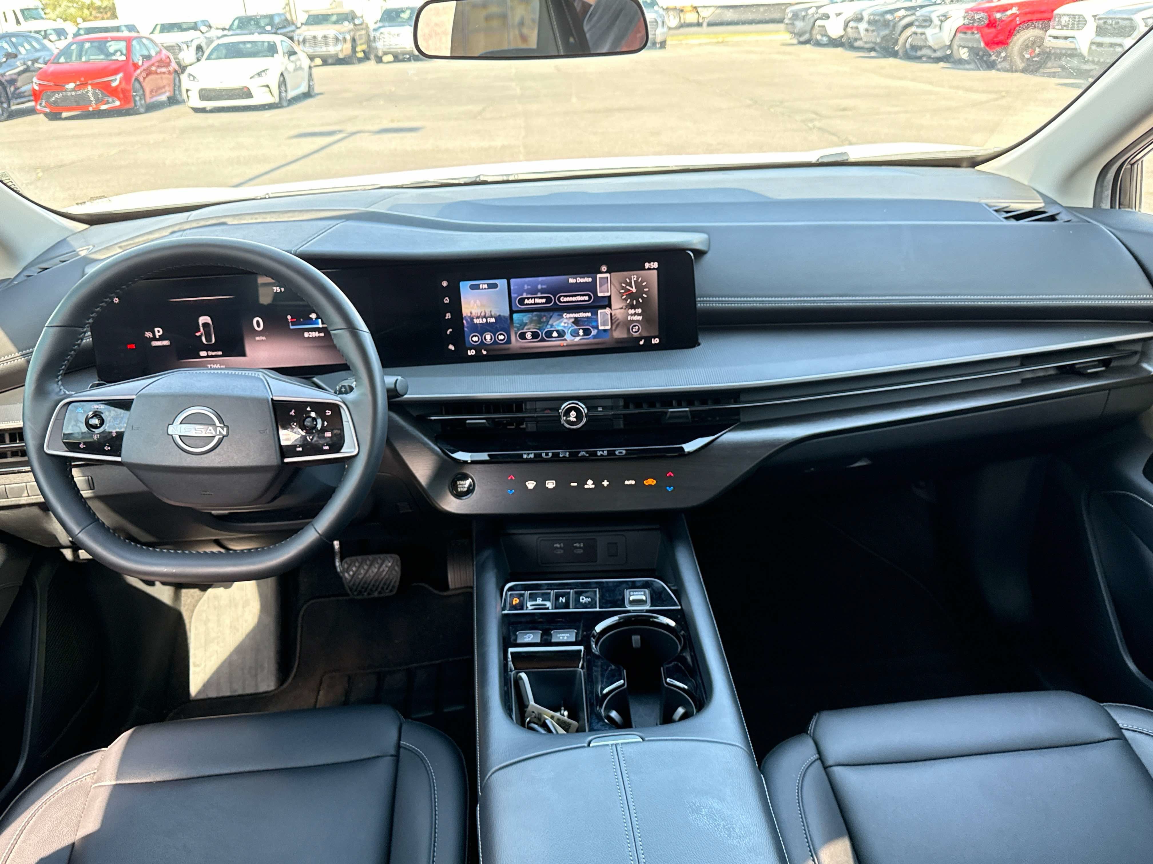 2025 Nissan Murano SV - Photo 14