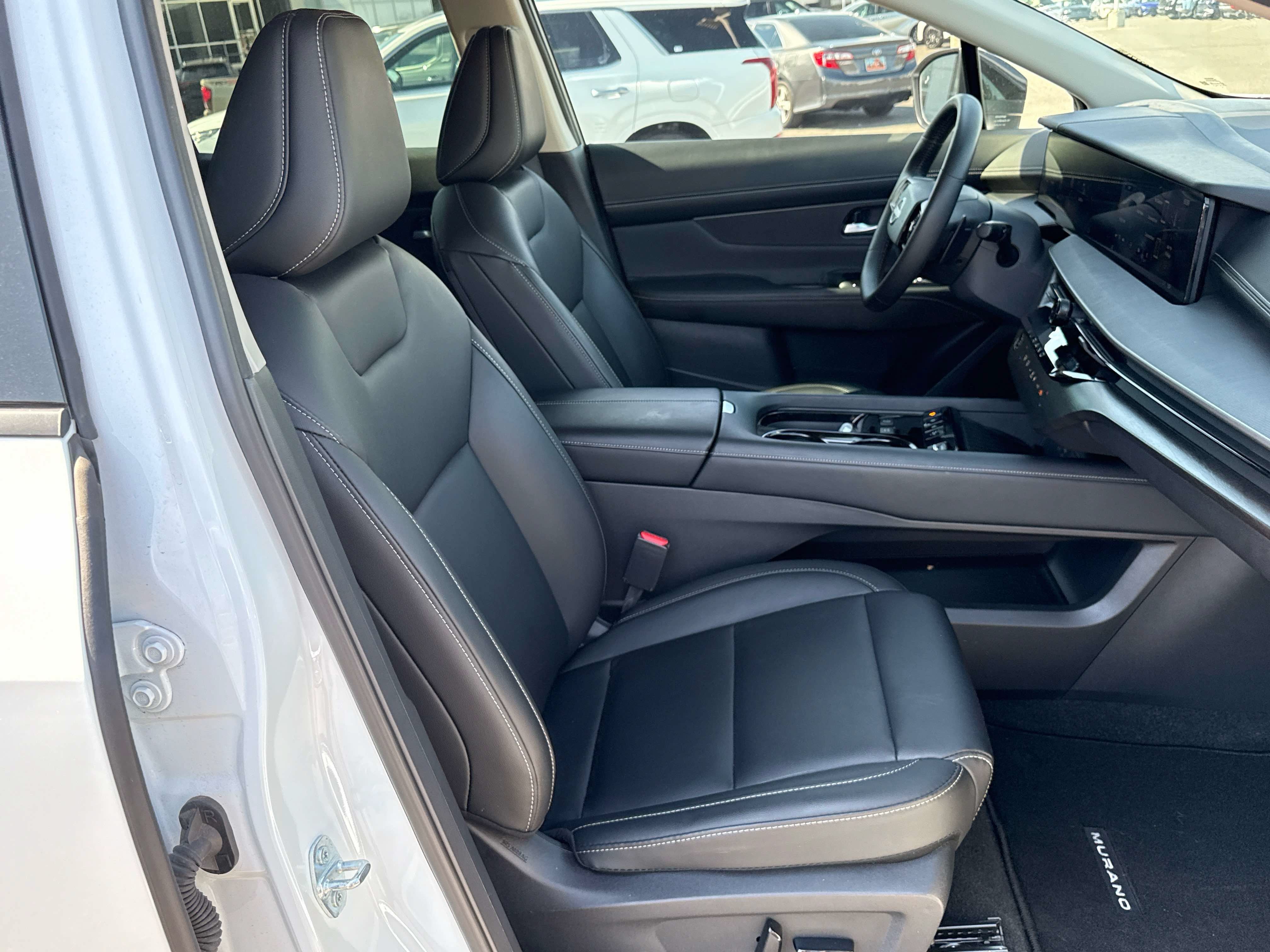 2025 Nissan Murano SV - Photo 17