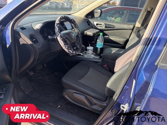 2017 Nissan Pathfinder S