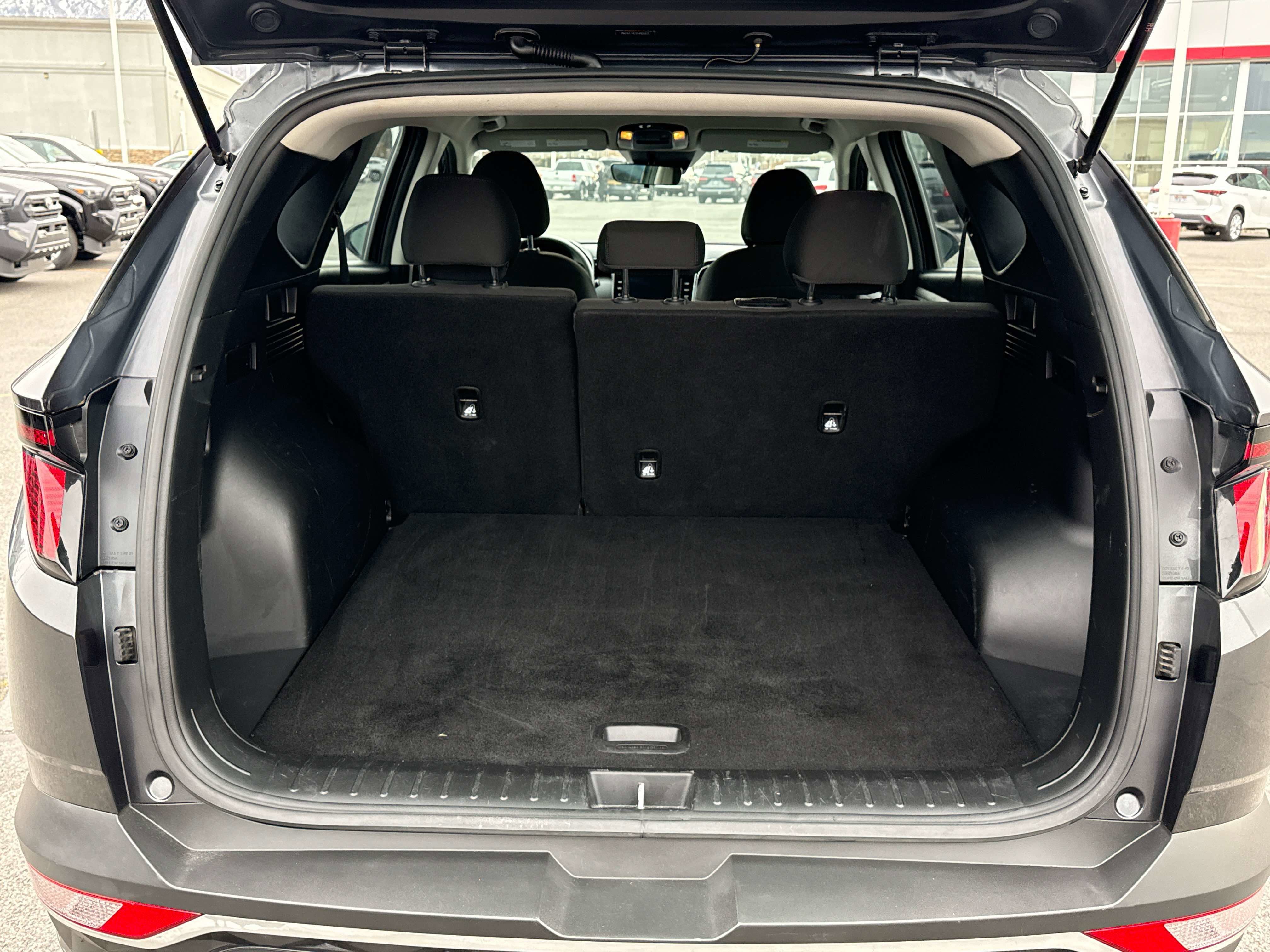 2022 Hyundai Tucson SE