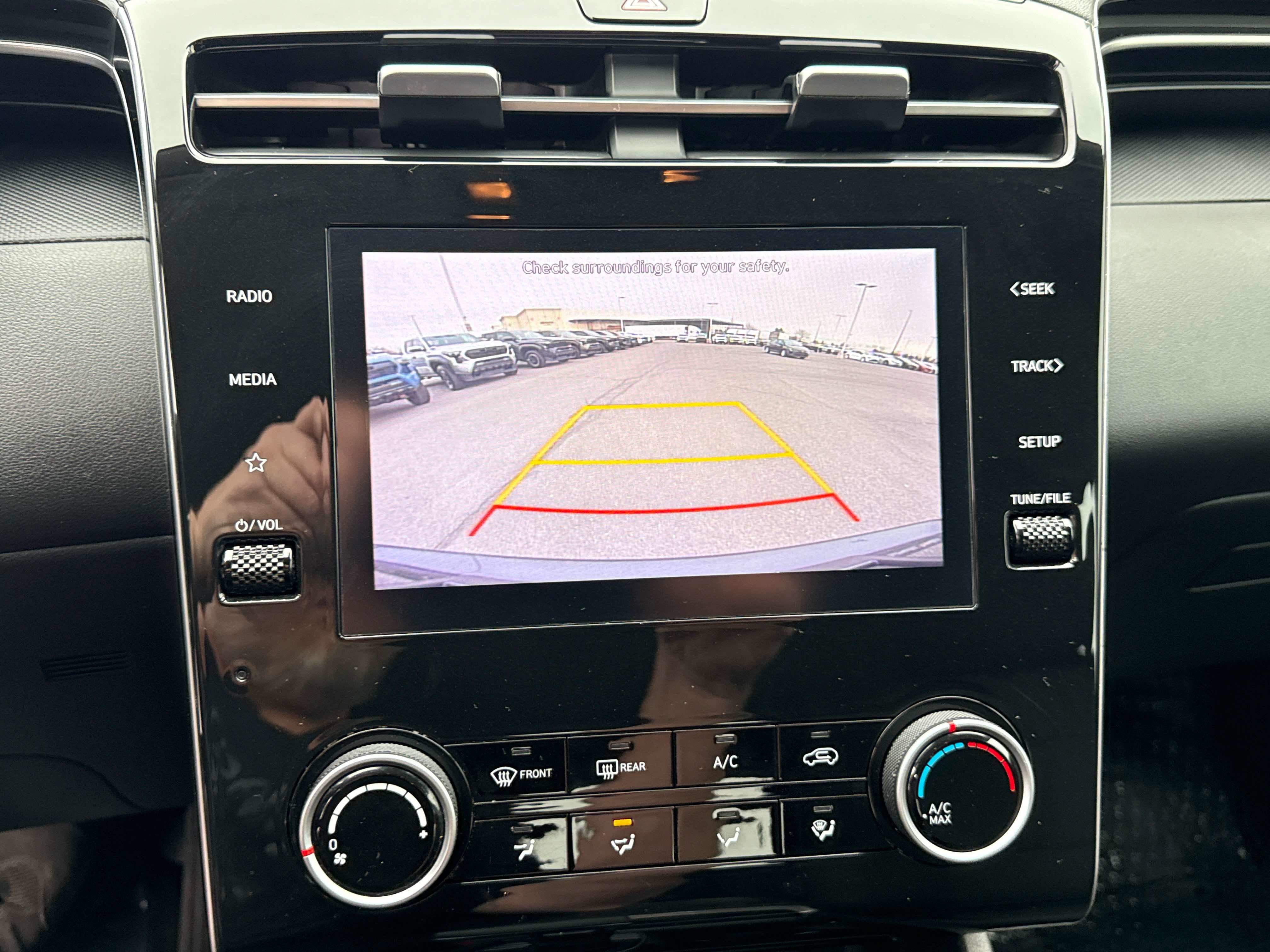 2022 Hyundai Tucson SE