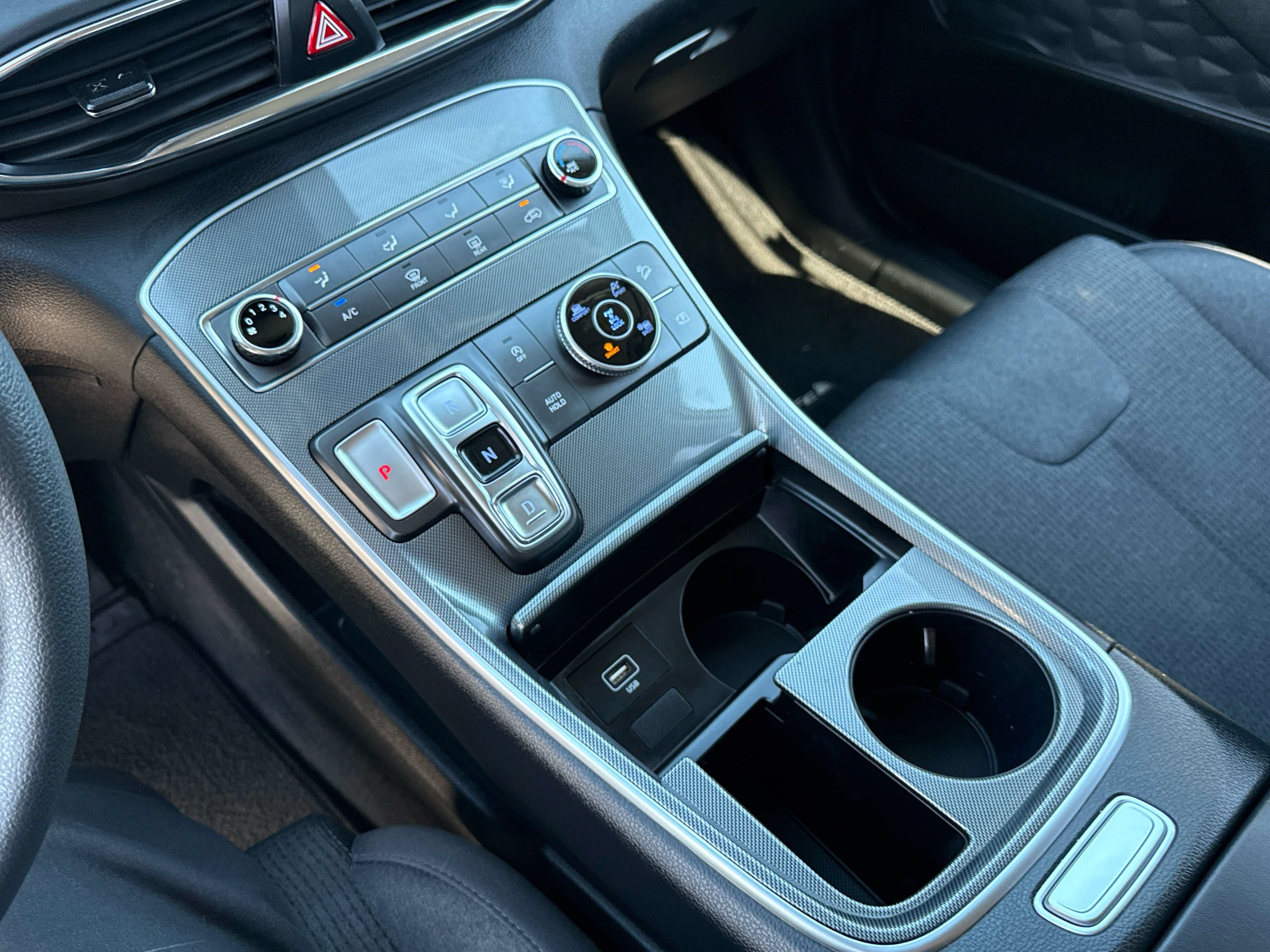 2023 Hyundai Santa Fe SE