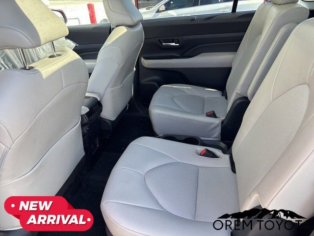 2024 Toyota GRAND HIGHLANDER XLE