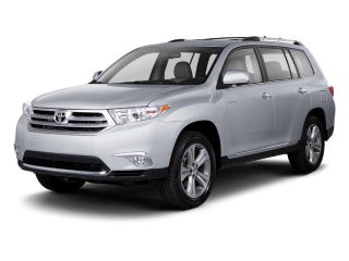 2013 Toyota HIGHLANDER SE