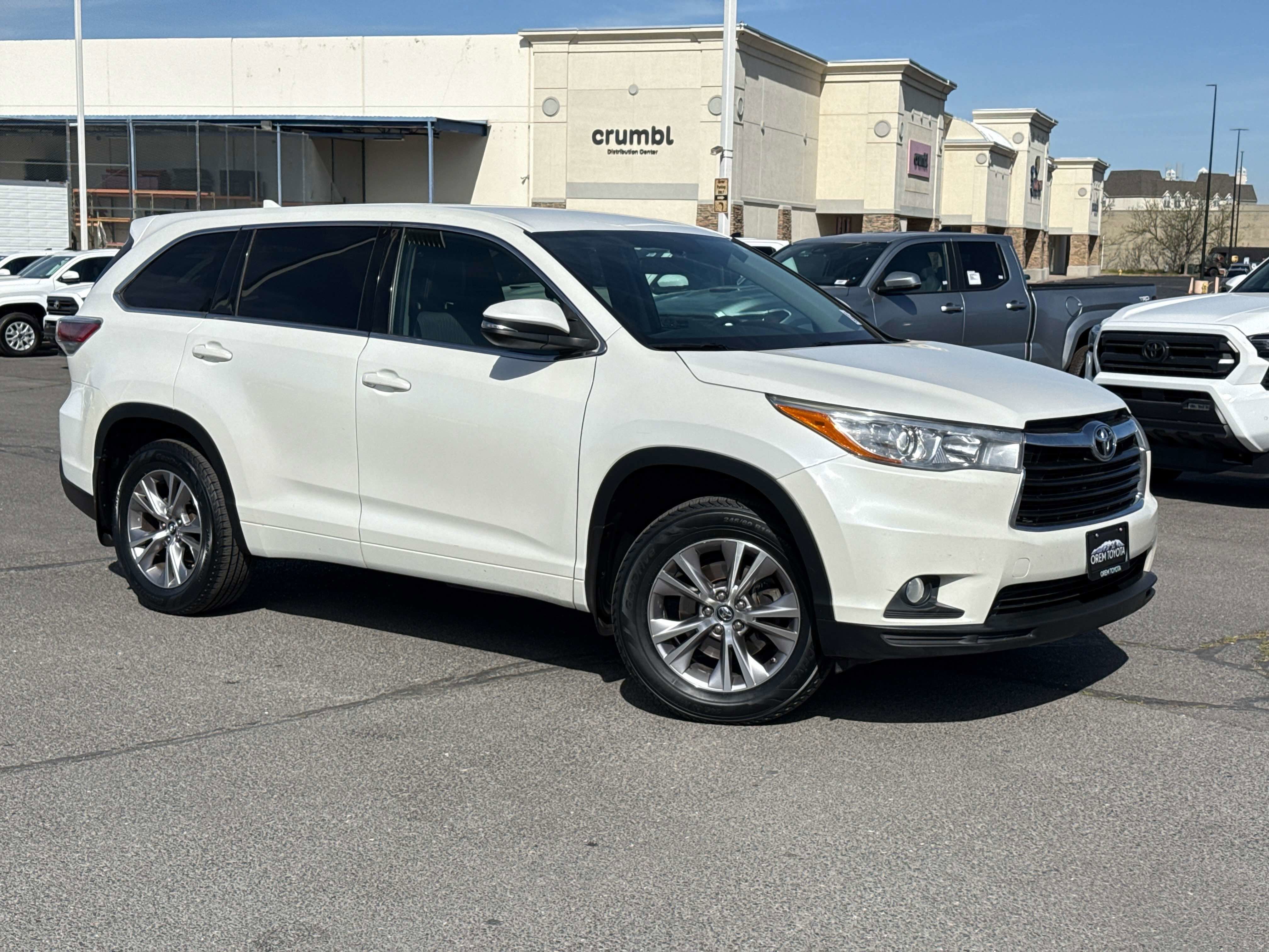 2016 Toyota HIGHLANDER LE Plus