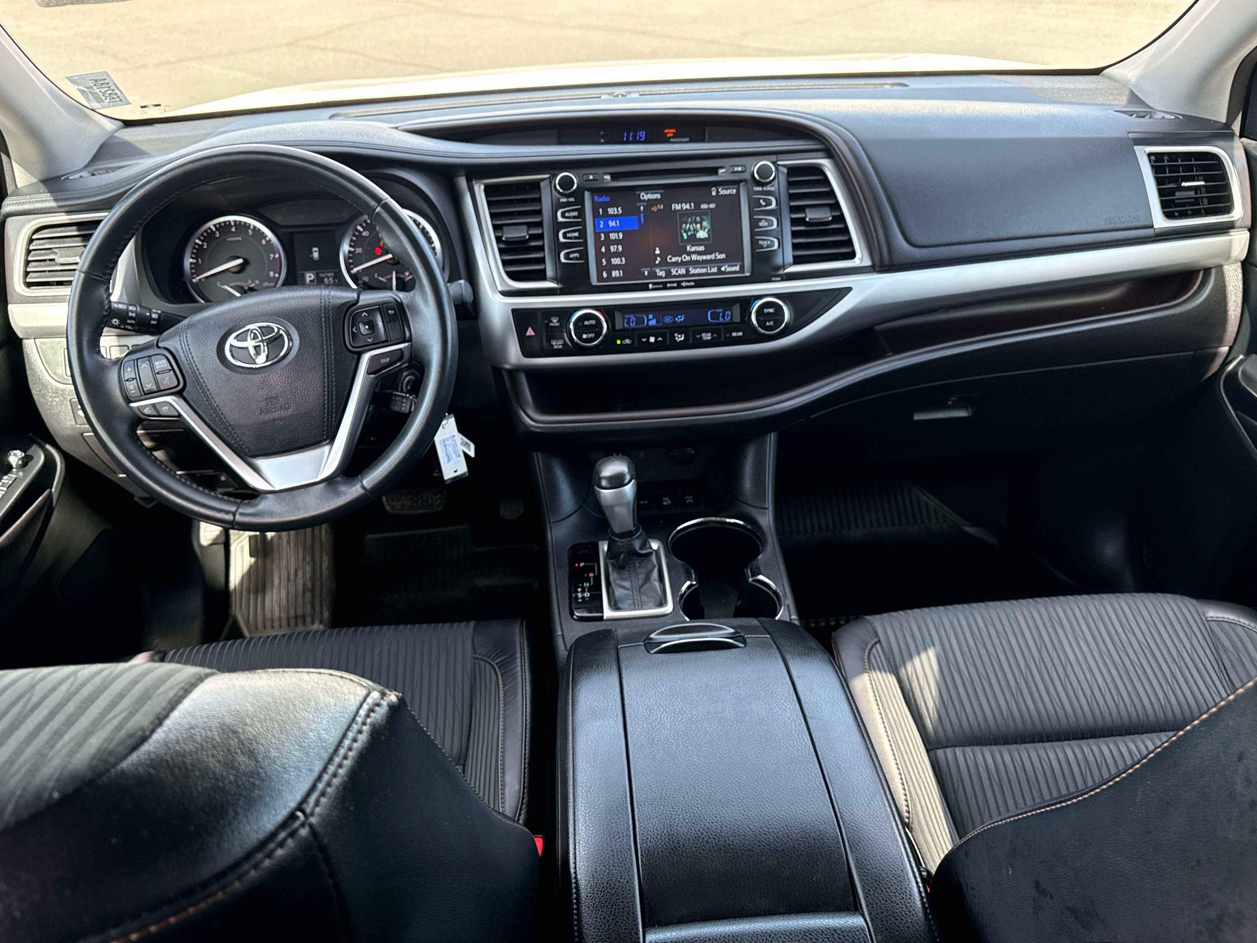2016 Toyota HIGHLANDER LE Plus