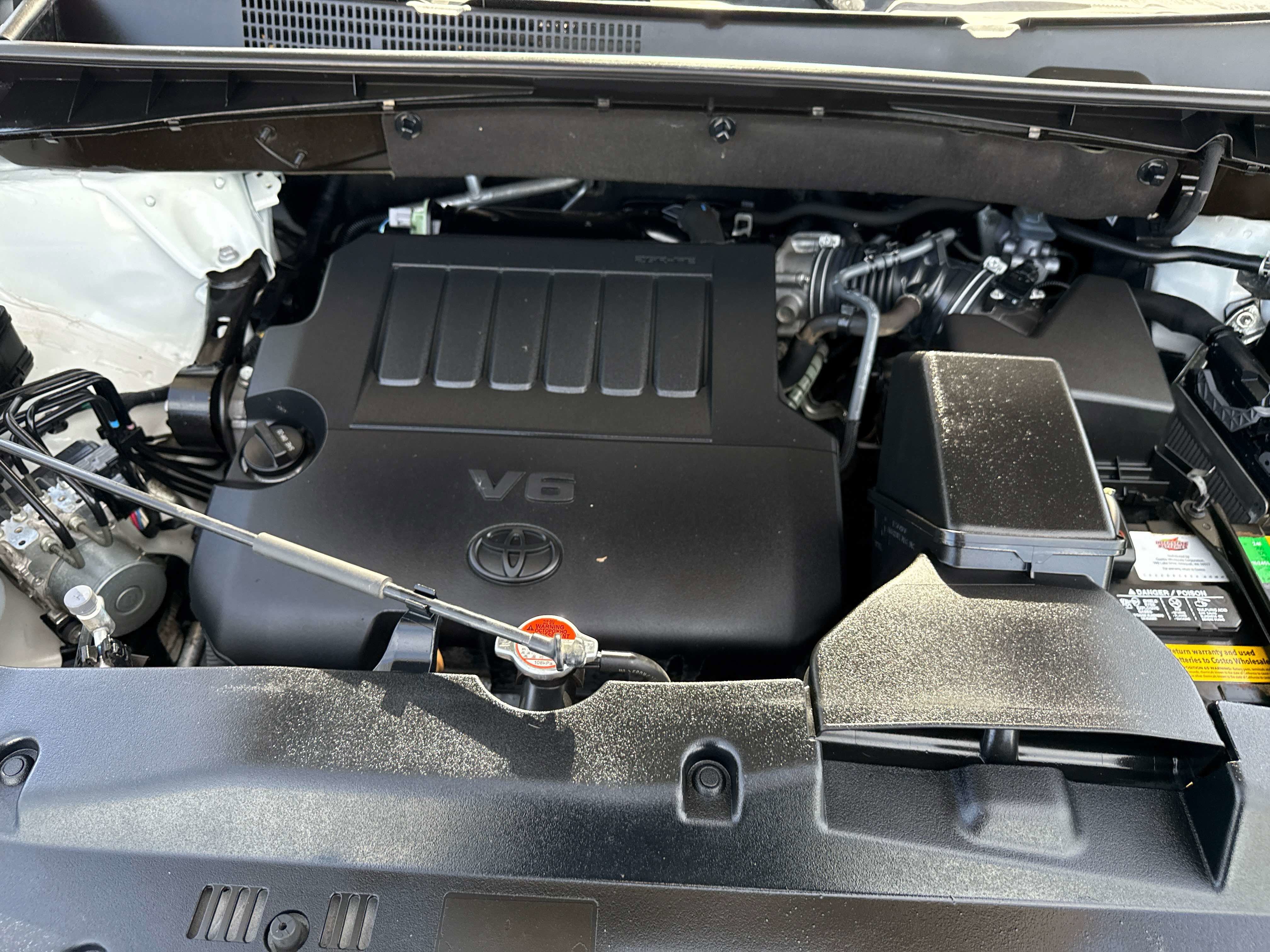 2016 Toyota HIGHLANDER LE Plus