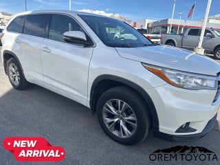 2016 Toyota HIGHLANDER LE Plus