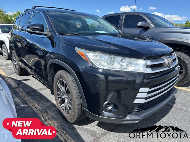 2018 Toyota HIGHLANDER LE