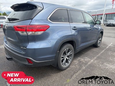 2019 Toyota Highlander LE