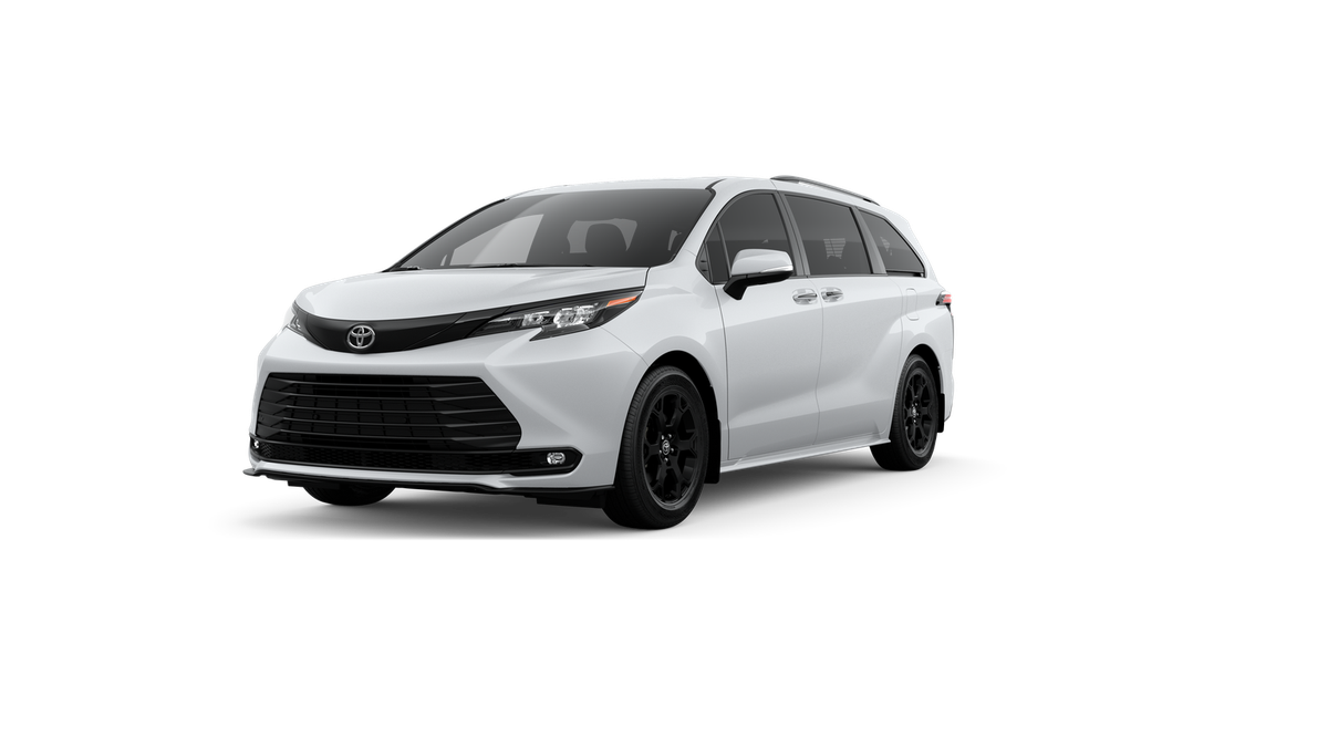 2026 Toyota Sienna Woodland Edition Hybrid AWD's photo
