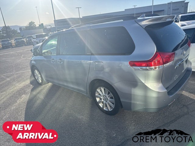 2014 Toyota Sienna Limited - Photo 13