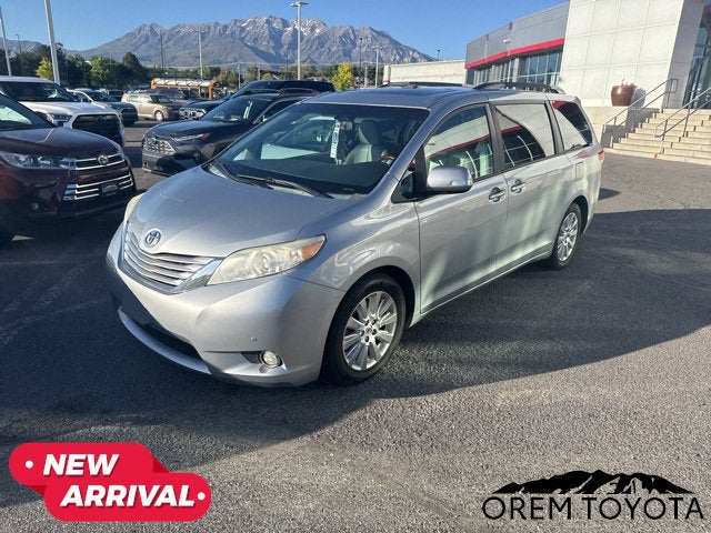 2014 Toyota Sienna Limited - Photo 7