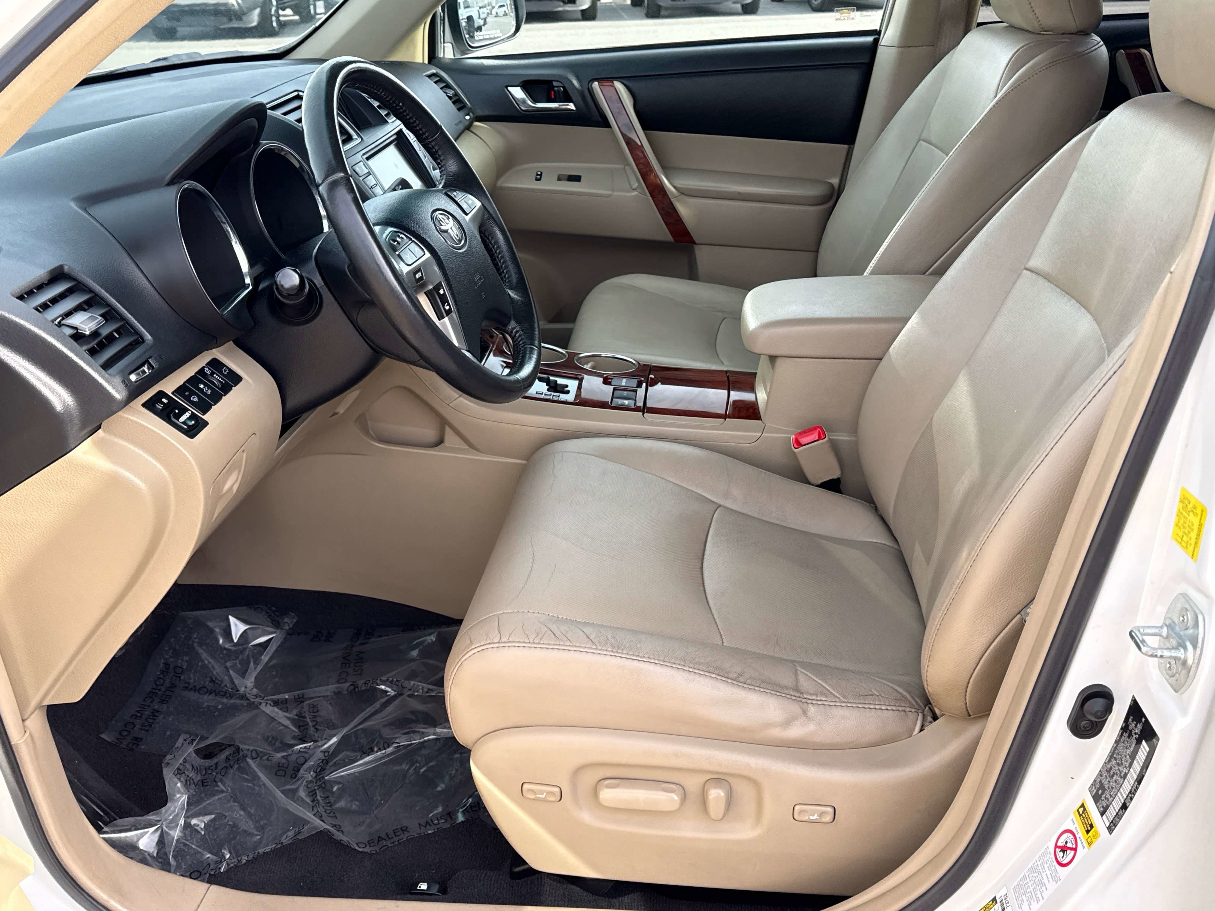 2011 Toyota HIGHLANDER LTD Limited
