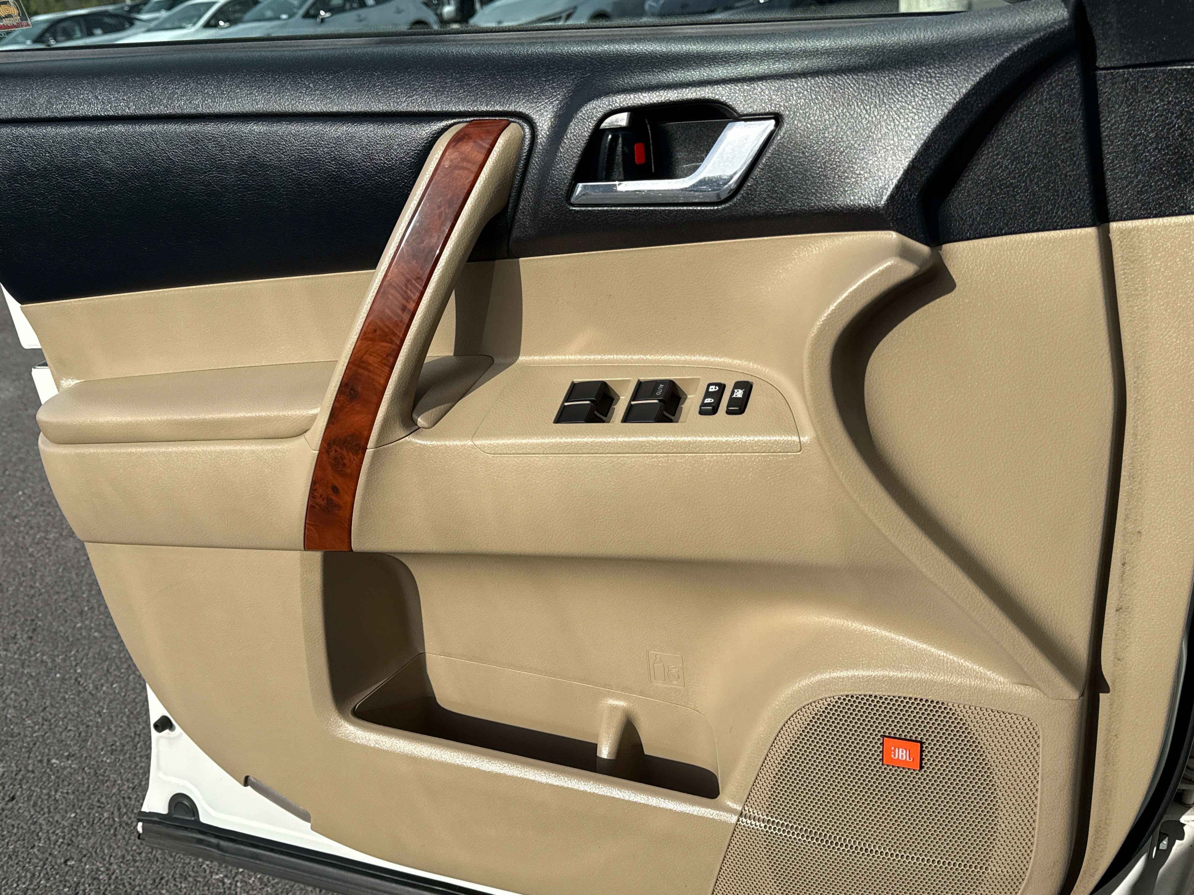 2011 Toyota HIGHLANDER LTD Limited