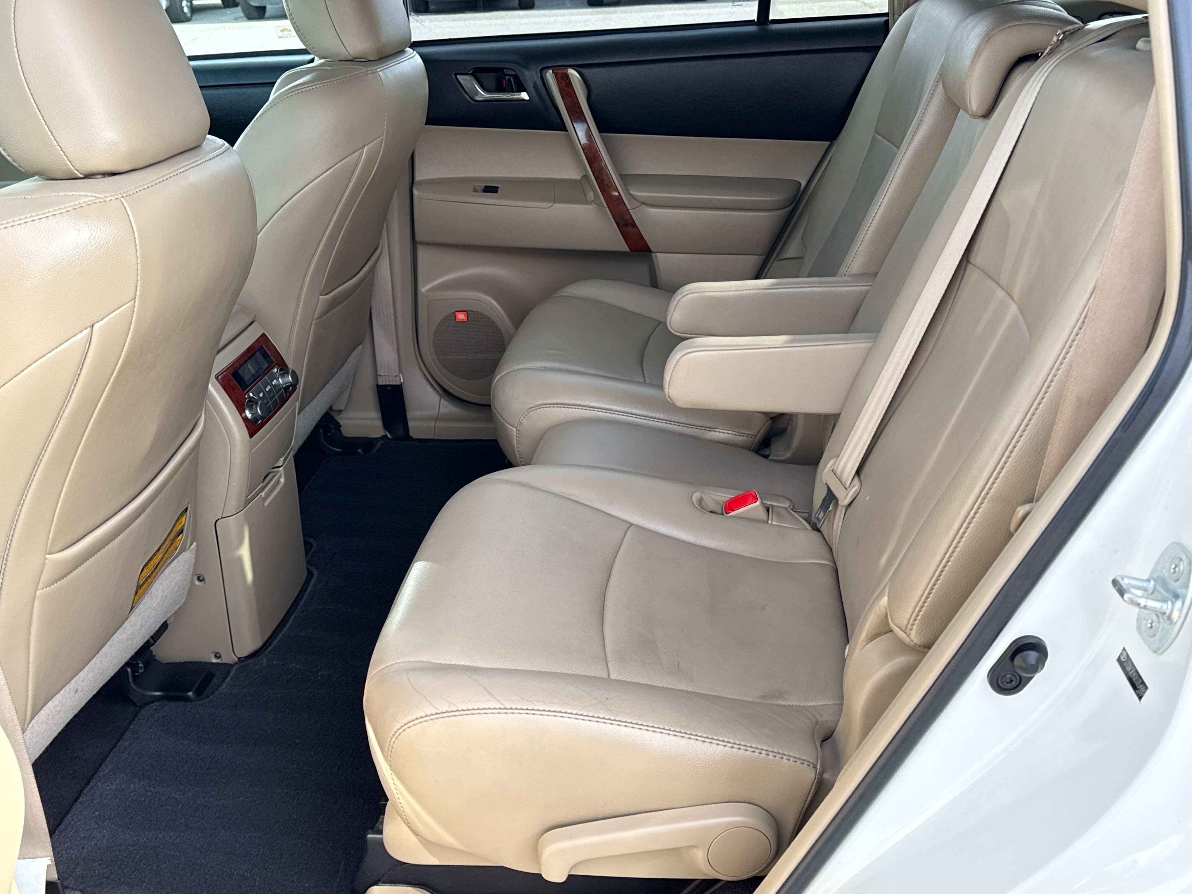 2011 Toyota HIGHLANDER LTD Limited