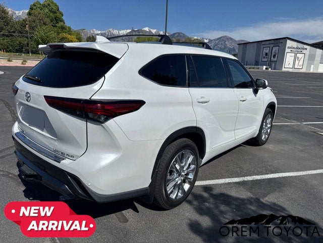 2022 Toyota HIGHLANDER Limited