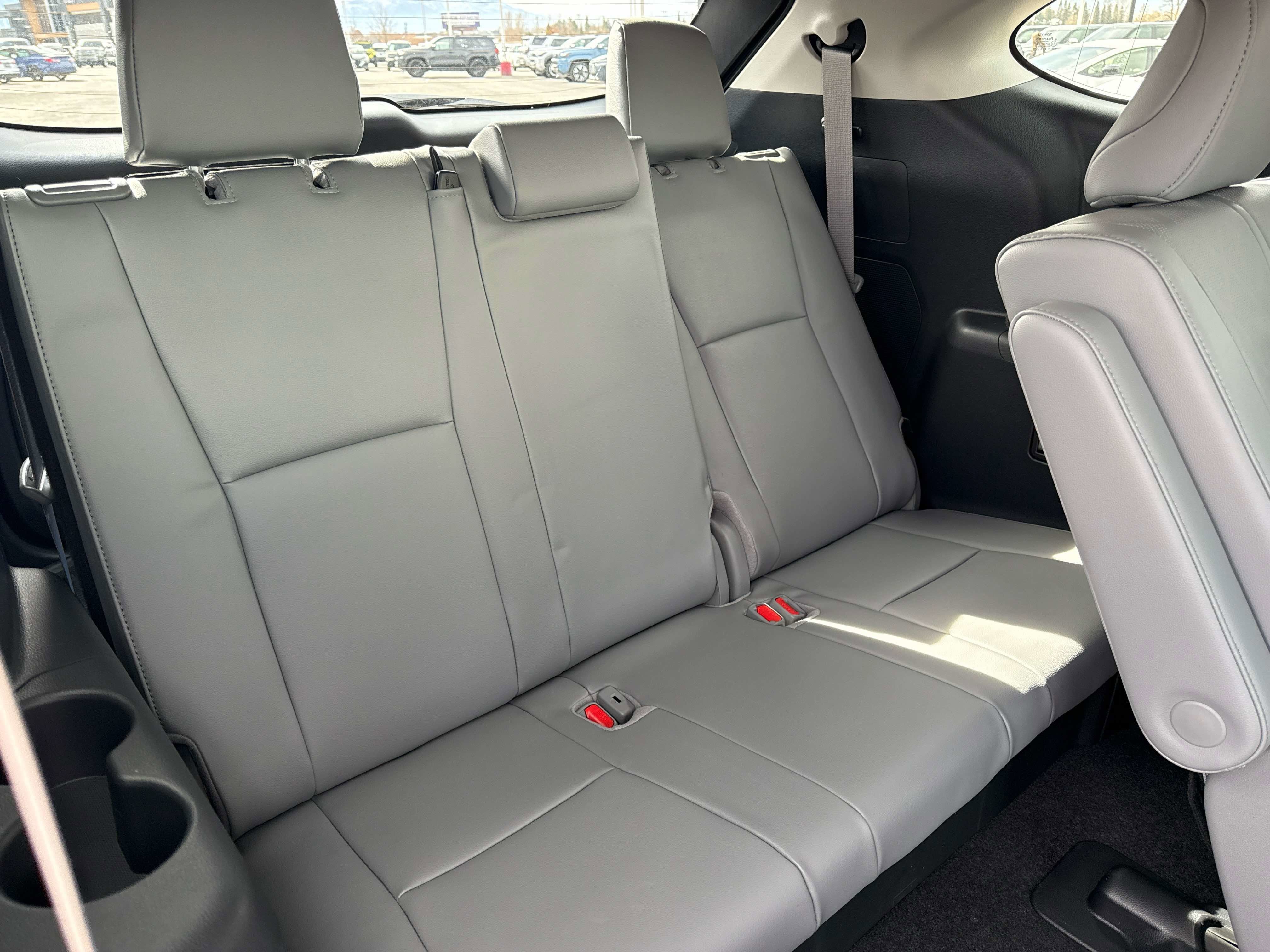 2026 Toyota Highlander Hybrid Hybrid Platinum