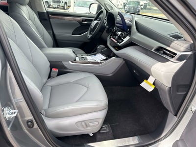 2026 Toyota Highlander Hybrid Hybrid Platinum