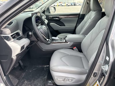 2026 Toyota Highlander Hybrid Hybrid Platinum