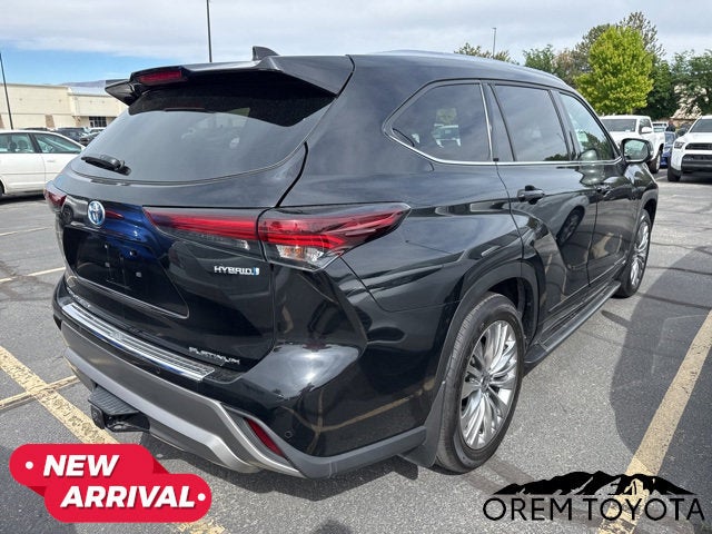 2024 Toyota Highlander Hybrid Hybrid Platinum