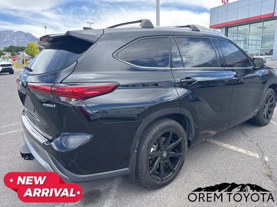 2023 Toyota Highlander Hybrid Hybrid Platinum