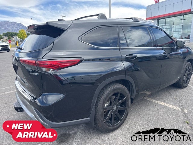 2023 Toyota Highlander Hybrid Hybrid Platinum