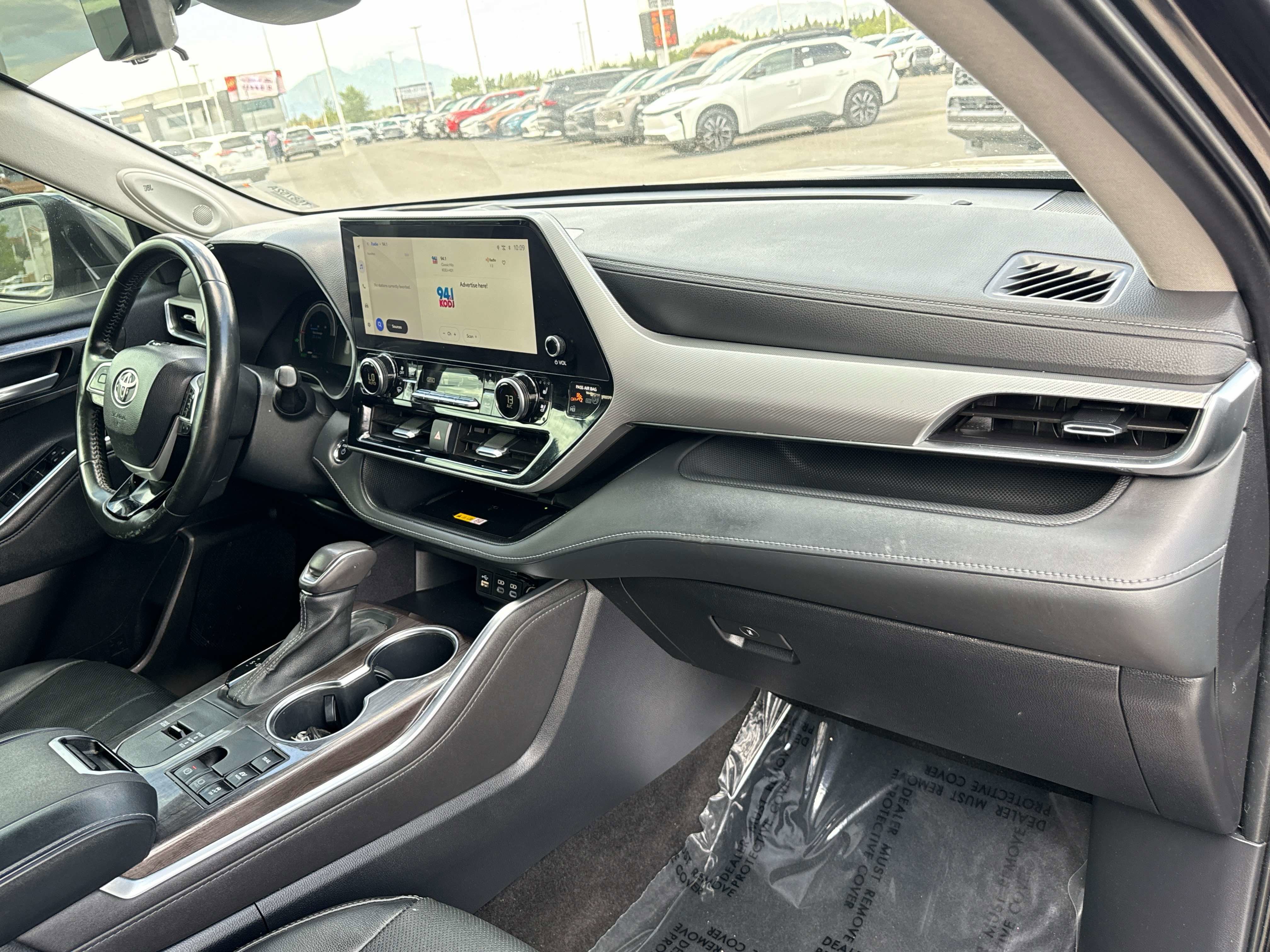 2023 Toyota Highlander Hybrid Hybrid Platinum