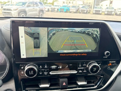 2023 Toyota Highlander Hybrid Hybrid Platinum