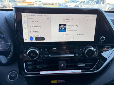 2026 Toyota Highlander Hybrid Platinum