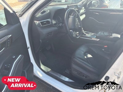 2022 Toyota Highlander Hybrid Hybrid Platinum