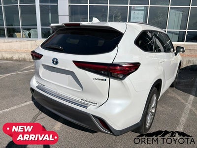 2022 Toyota Highlander Hybrid Hybrid Platinum