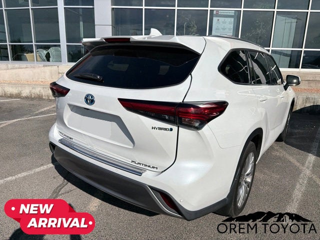 2022 Toyota Highlander Hybrid Hybrid Platinum