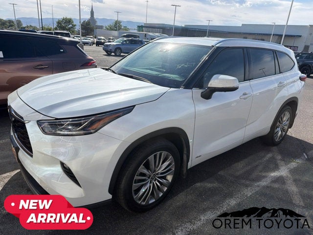 2022 Toyota Highlander Hybrid Hybrid Platinum