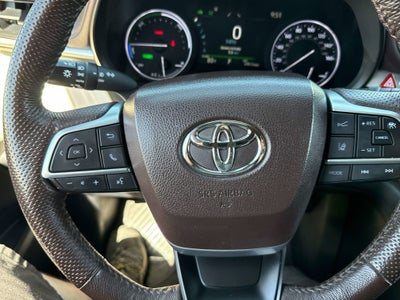 2023 Toyota SIENNA PLATINUM Platinum