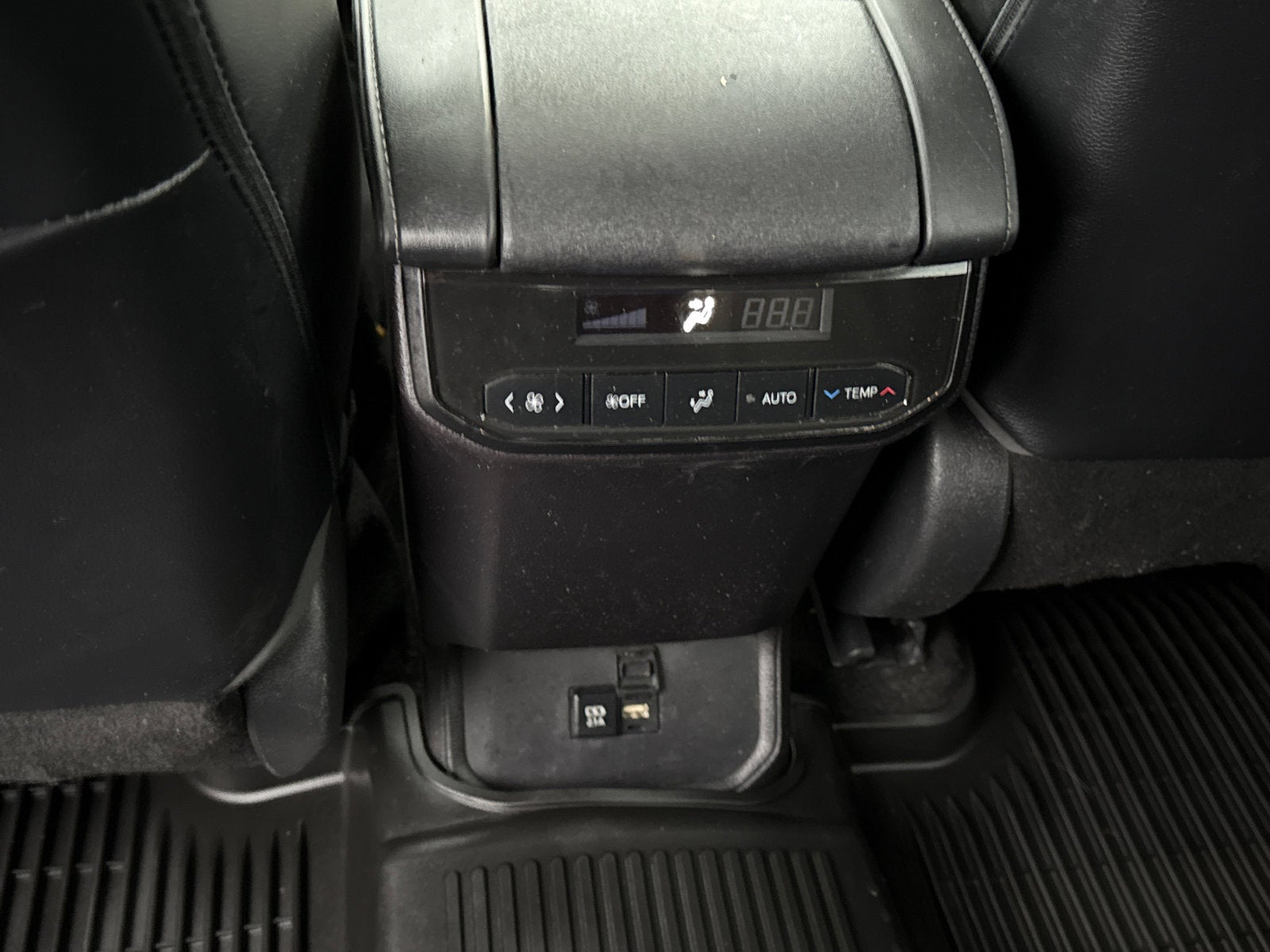 2021 Toyota HIGHLANDER HYBRD Hybrid XLE