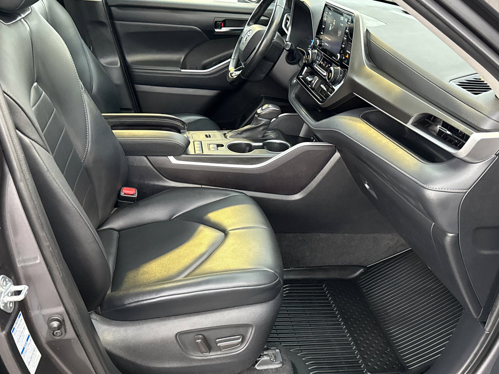 2021 Toyota HIGHLANDER HYBRD Hybrid XLE