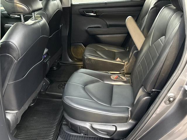 2021 Toyota HIGHLANDER HYBRD Hybrid XLE