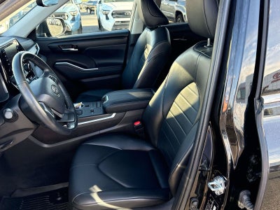 2022 Toyota Highlander Hybrid Hybrid XLE