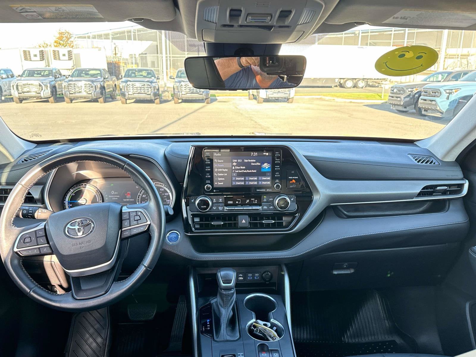 2022 Toyota Highlander Hybrid Hybrid XLE