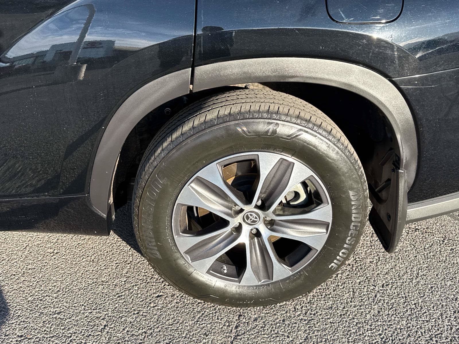 2022 Toyota Highlander Hybrid Hybrid XLE