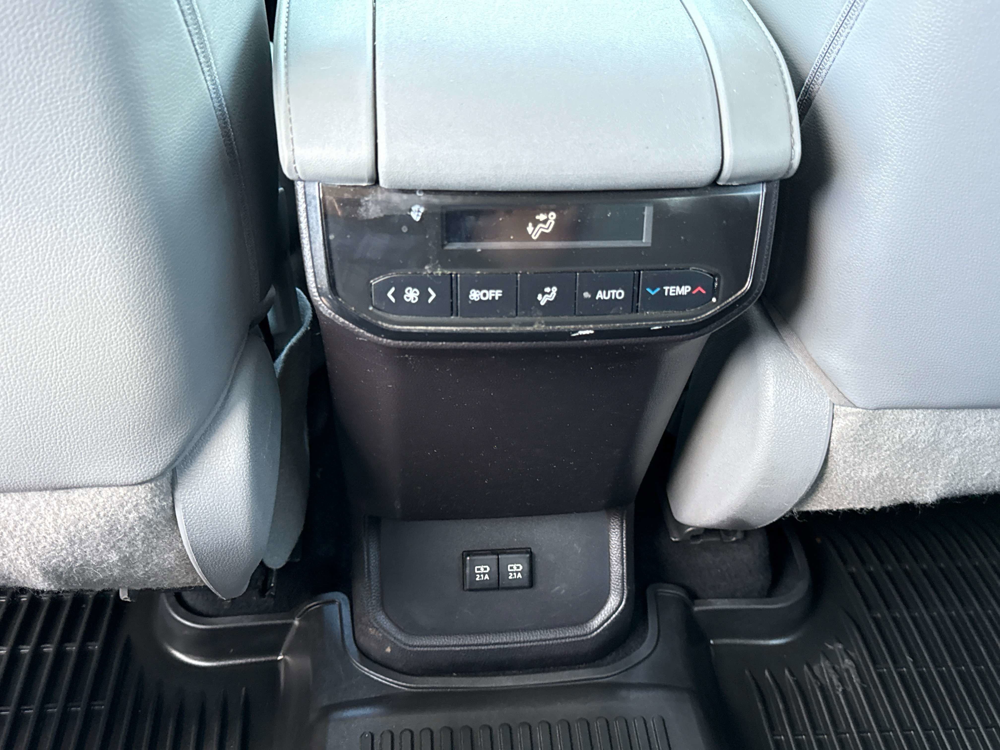 2021 Toyota Highlander Hybrid Hybrid XLE