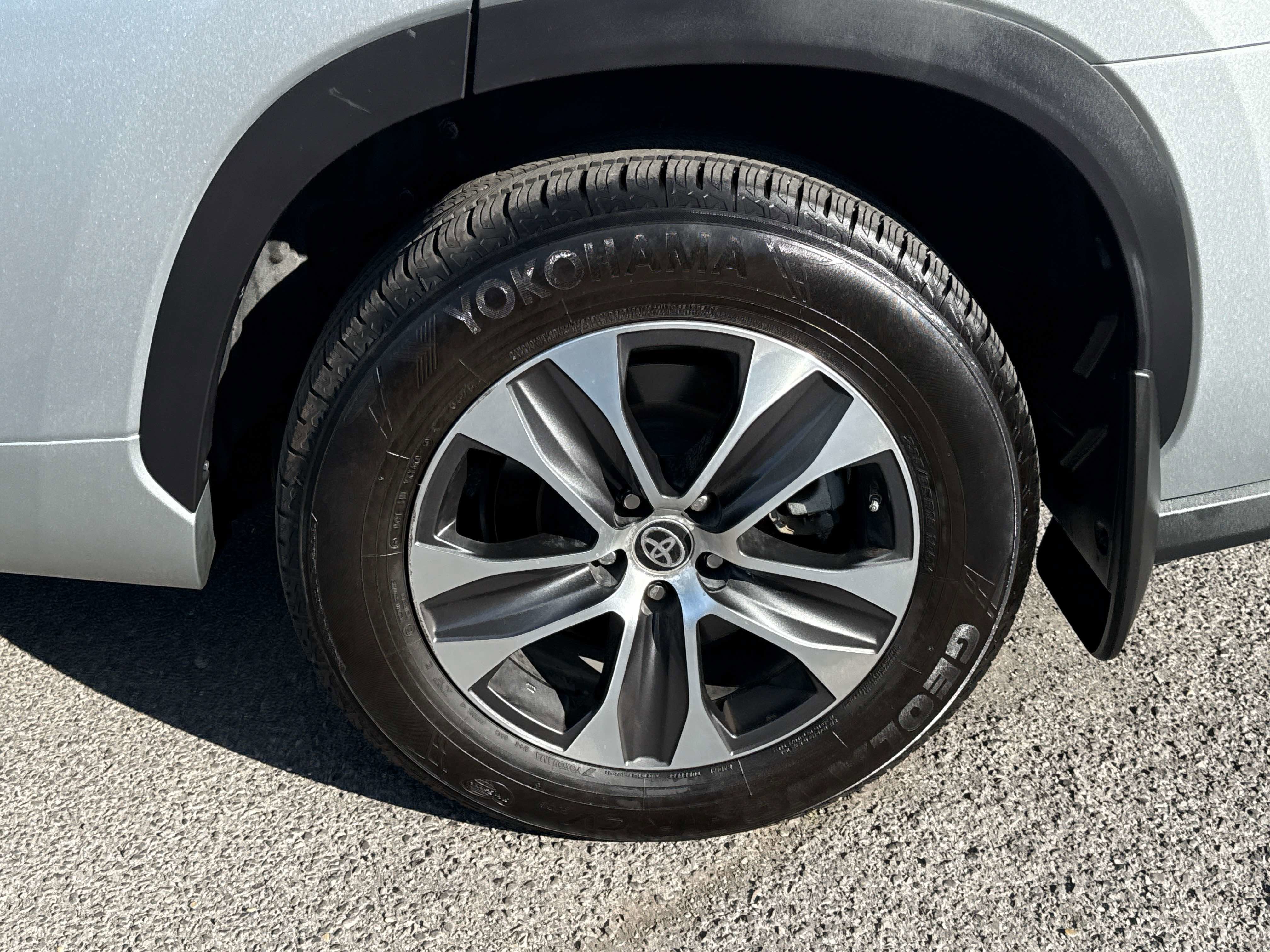 2021 Toyota Highlander Hybrid Hybrid XLE