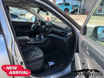 2021 Toyota HIGHLANDER XLE